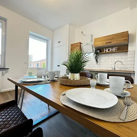 アパート Stilvolle In Zentraler Lage Mit Grossem Balkon - Nahe Hbf *